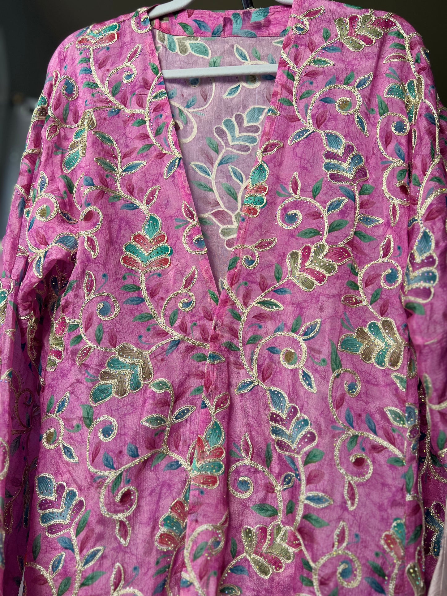 Nour Abaya
