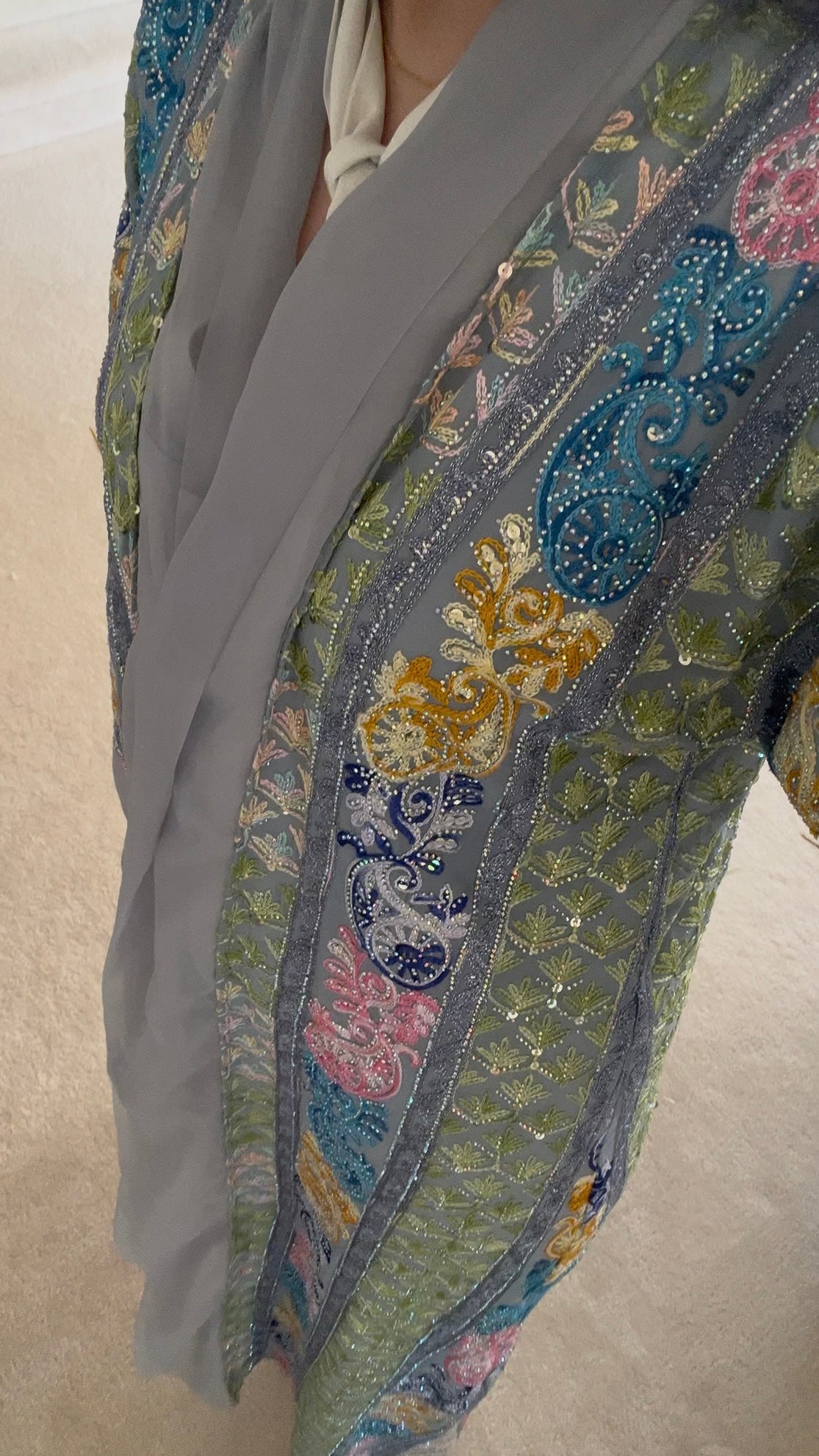 Aura Abaya